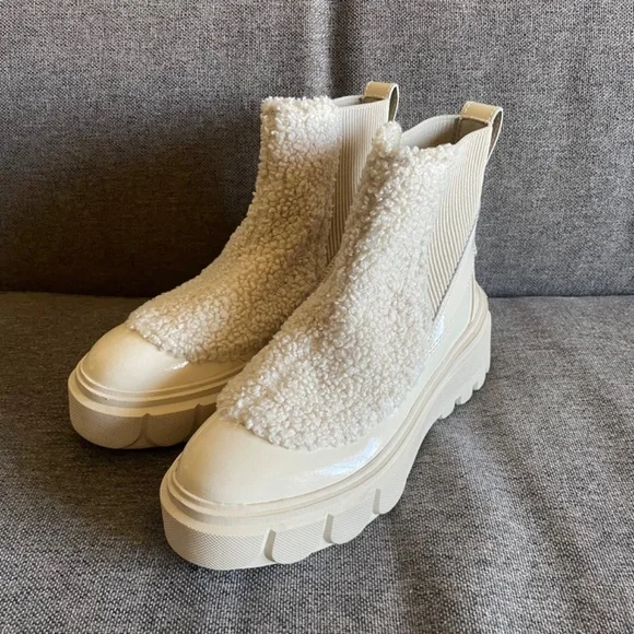 Sorel Caribou X Waterproof Chelsea Boot - Picture 7 of 11